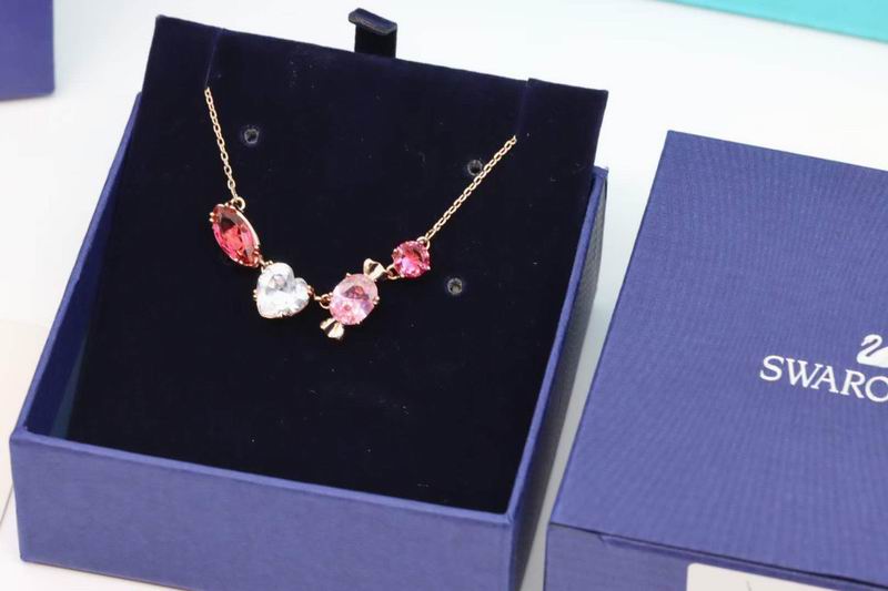 Swarovski Necklace 03lyr76